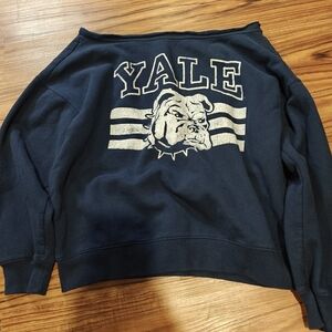 Vintage Yale University Navy Crewneck Sweatshirt with Bulldog Logo